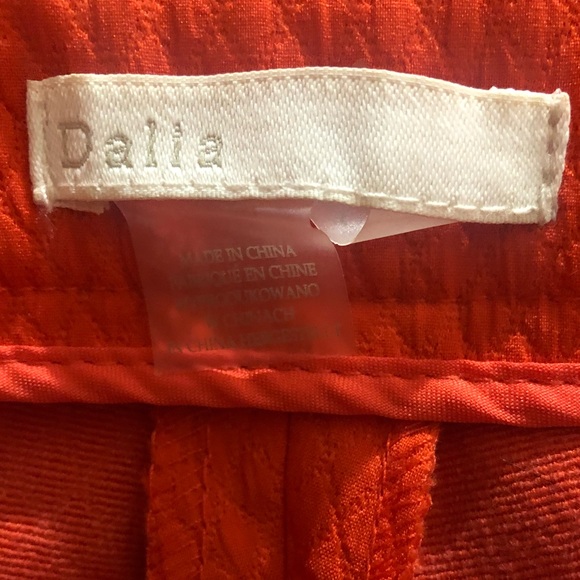 **BRAND NEW** Fashionable Dress Pants - Picture 3 of 3